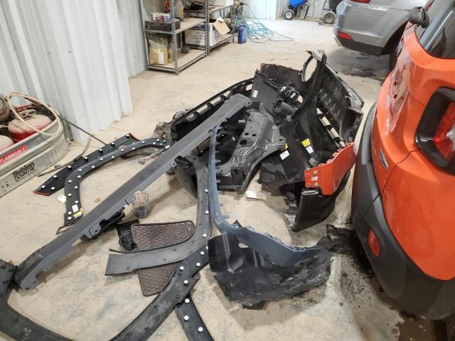 Photo 13 from auction – 2016 JEEP RENEGADE L with VIN ZACCJBBT8GPD00600