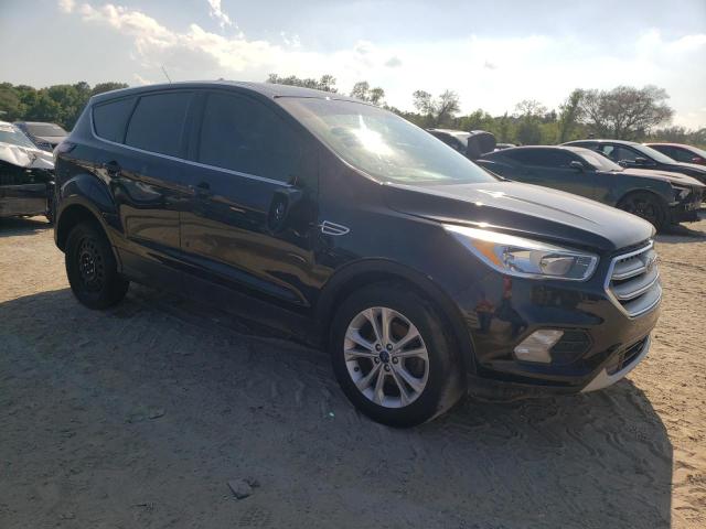 Photo 4 from auction – 2017 FORD ESCAPE SE with VIN 1FMCU0GD2HUC83950