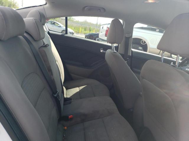 Photo 10 from auction – 2015 KIA FORTE LX with VIN KNAFX4A67F5330047