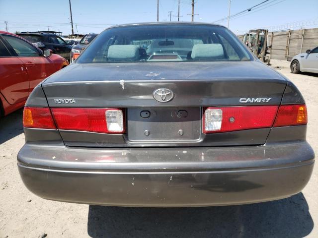 Photo 6 from auction – 2000 TOYOTA CAMRY CE with VIN JT2BG22K3Y0450065