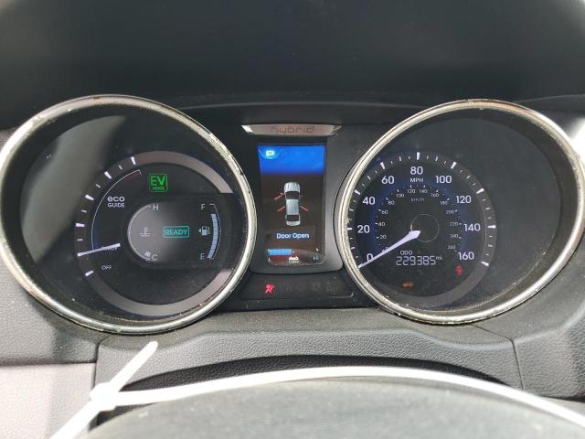 Photo 9 from auction – 2011 HYUNDAI SONATA HYB with VIN KMHEC4A42BA003772