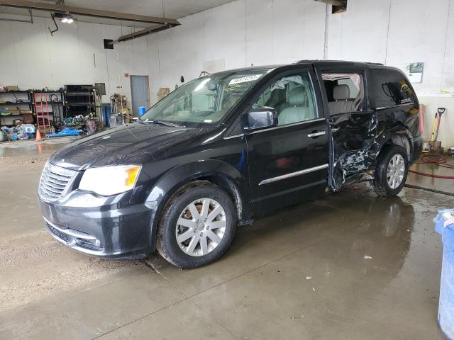 Photo 1 from auction – 2015 CHRYSLER TOWN & COU with VIN 2C4RC1BG0FR583277