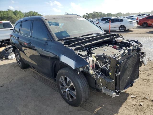 Photo 4 from auction – 2020 TOYOTA HIGHLANDER with VIN 5TDGZRBH4LS520974