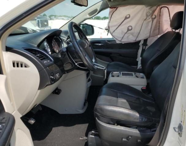Photo 7 from auction – 2013 CHRYSLER TOWN & COU with VIN 2C4RC1BGXDR585017