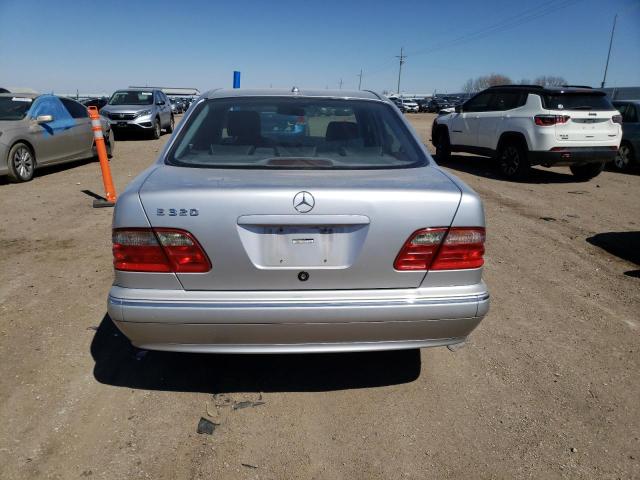 Photo 6 from auction – 2000 MERCEDES-BENZ E 320 with VIN WDBJF65J6YB095041