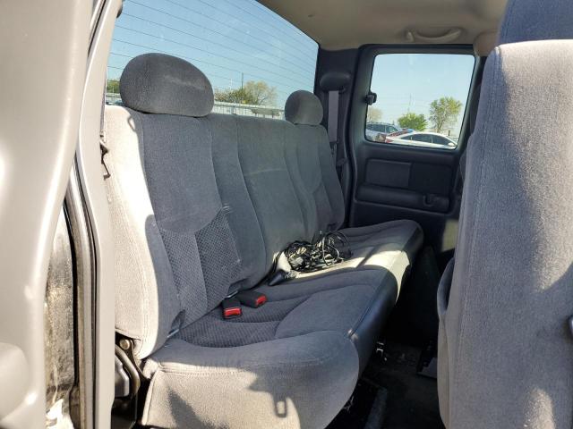 Photo 10 from auction – 2005 CHEVROLET SILVERADO with VIN 1GCEK19B45E137382