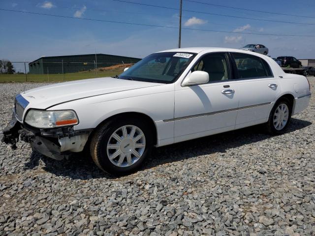 LINCOLN TOWN CAR S 2011 with VIN 2LNBL8CV7BX750517 - Photo from auction