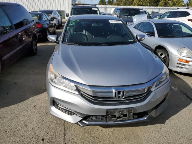 Photo 5 from auction – 2017 HONDA ACCORD SPO with VIN 1HGCR2F16HA042131