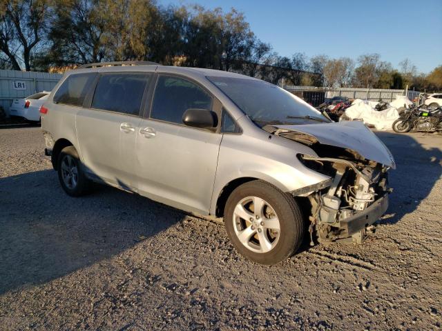 Photo 4 from auction – 2011 TOYOTA SIENNA LE with VIN 5TDKK3DC5BS130896