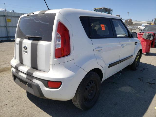 Photo 3 from auction – 2013 KIA SOUL with VIN KNDJT2A51D7774949