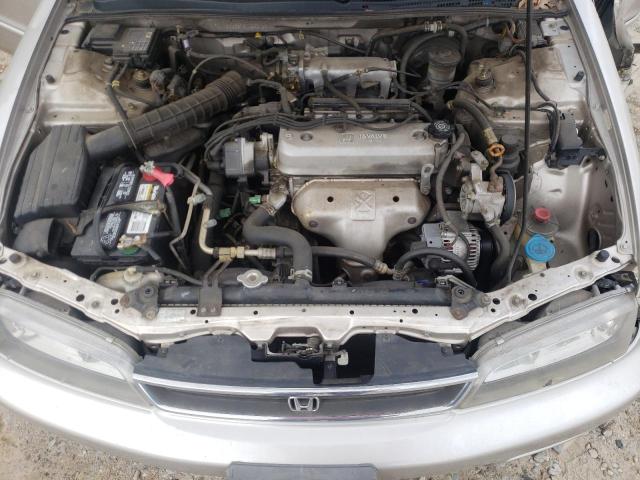 Photo 11 from auction – 1996 HONDA ACCORD VAL with VIN 1HGCD5696TA262142