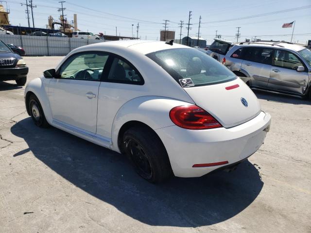 Photo 2 from auction – 2014 VOLKSWAGEN BEETLE with VIN 3VWJP7AT5EM628137