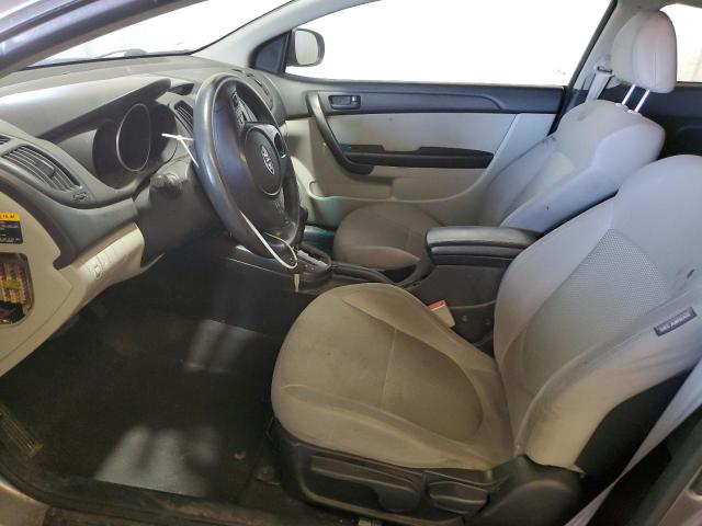 Photo 7 from auction – 2010 KIA FORTE EX with VIN KNAFU6A28A5169041