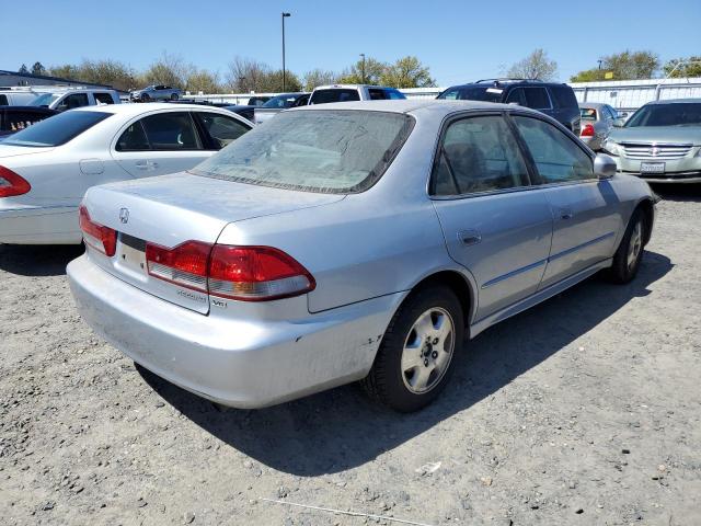 Photo 3 from auction – 2002 HONDA ACCORD with VIN 1HGCG165X2A008011