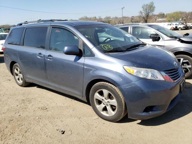 Photo 4 from auction – 2016 TOYOTA SIENNA LE with VIN 5TDKK3DC8GS707122