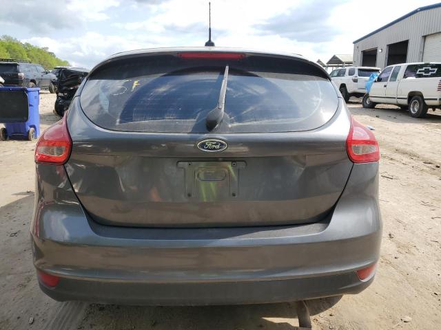 Zdjęcie 6 z aukcji – 2017 FORD FOCUS SE z VIN 1FADP3K26HL232650