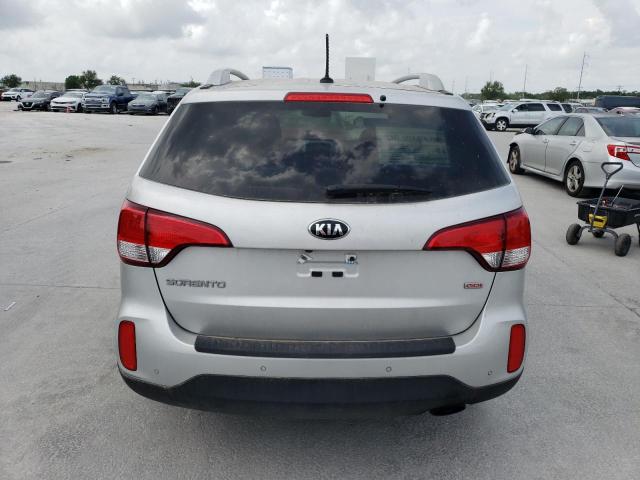 Photo 6 from auction – 2015 KIA SORENTO LX with VIN 5XYKT4A60FG610364