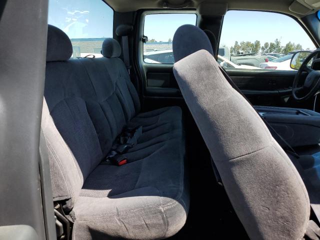 Photo 10 from auction – 2001 CHEVROLET SILVERADO with VIN 2GCEC19V011143800