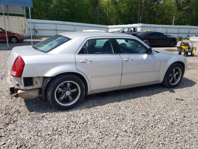 Photo 3 from auction – 2005 CHRYSLER 300 TOURIN with VIN 2C3JA53G65H634461