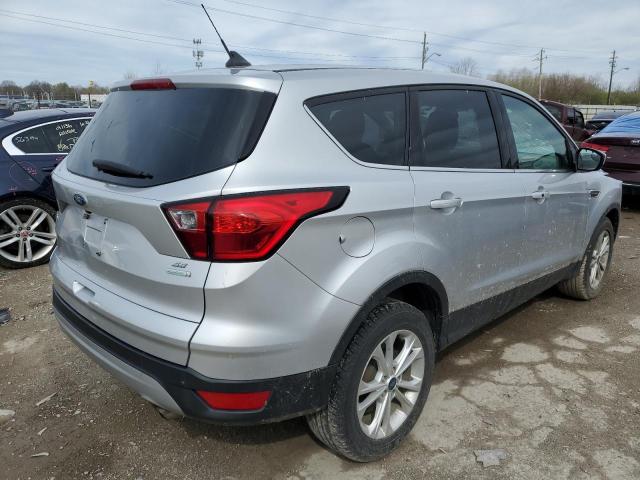 Photo 3 from auction – 2019 FORD ESCAPE SE with VIN 1FMCU0GD5KUB29837