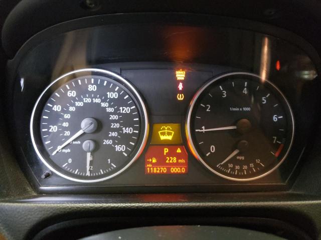 Photo 9 from auction – 2006 BMW 325 XI with VIN WBAVD135X6KV01737