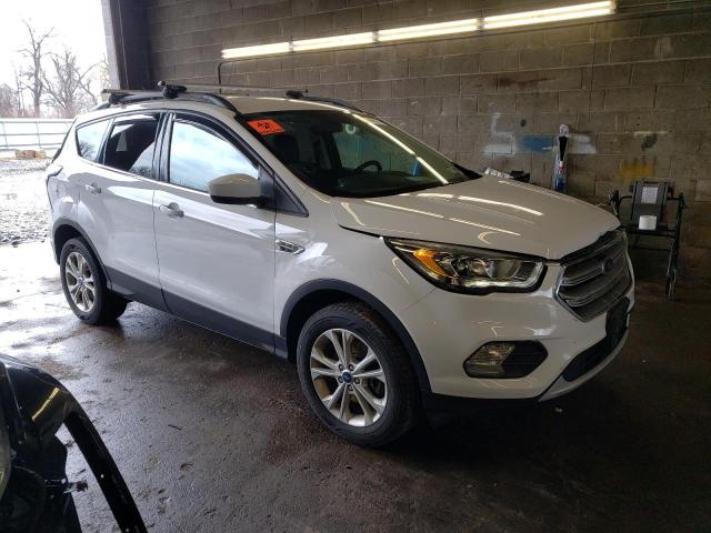 Photo 4 from auction – 2017 FORD ESCAPE SE with VIN 1FMCU9GD4HUA47496