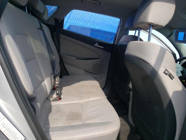 Photo 11 from auction – 2020 HYUNDAI TUCSON SE with VIN KM8J2CA43LU091209