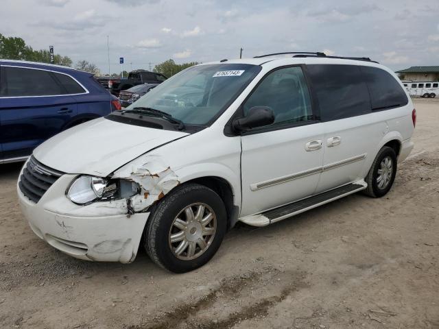 CHRYSLER TOWN & COU 2007 with VIN 2A4GP54L57R136100 - Photo from auction