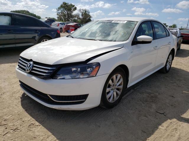 VOLKSWAGEN PASSAT S 2015 with VIN 1VWAT7A31FC024650 - Photo from auction