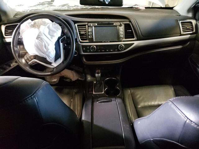 Photo 8 from auction – 2017 TOYOTA HIGHLANDER with VIN 5TDJZRFH5HS463501