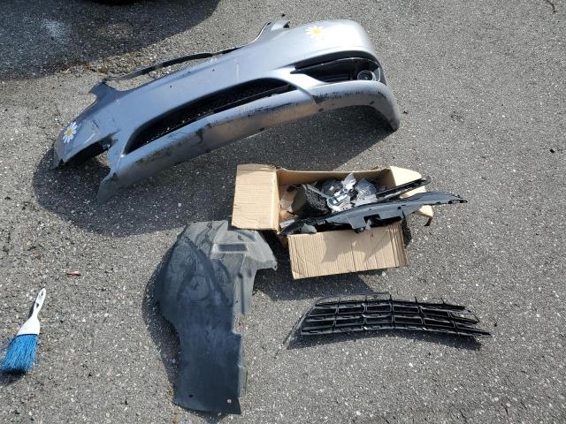 Photo 12 from auction – 2014 CHRYSLER 200 with VIN 1C3CCBBG0EN132099