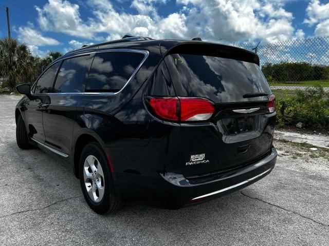 Photo 3 from auction – 2017 CHRYSLER PACIFICA T with VIN 2C4RC1EGXHR836913