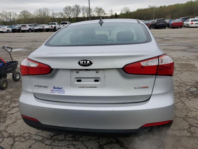 Photo 6 from auction – 2016 KIA FORTE EX with VIN KNAFZ4A84G5489363