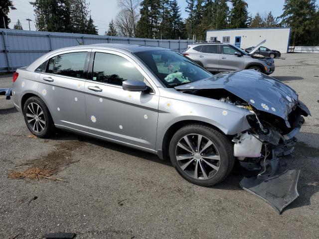 Photo 4 from auction – 2014 CHRYSLER 200 with VIN 1C3CCBBG0EN132099