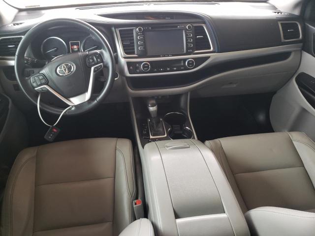 Photo 8 from auction – 2017 TOYOTA HIGHLANDER with VIN 5TDKZRFH7HS516137