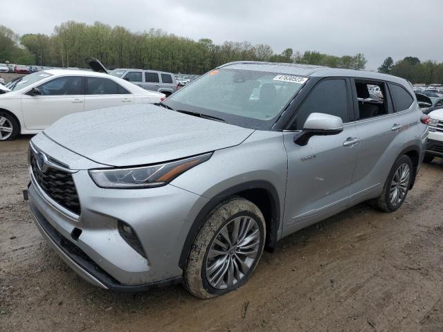 TOYOTA HIGHLANDER 2021 with VIN 5TDEBRCH7MS023624 - Photo from auction