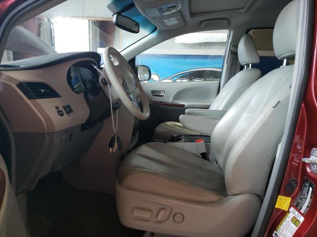 Photo 7 from auction – 2012 TOYOTA SIENNA XLE with VIN 5TDYK3DC1CS237603