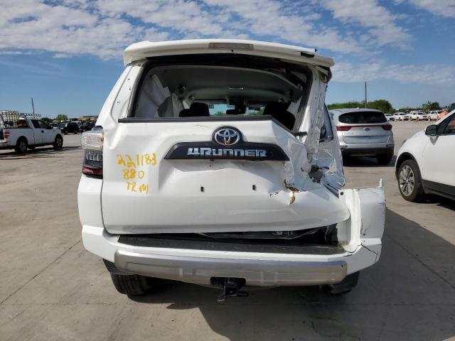 Photo 6 from auction – 2022 TOYOTA 4RUNNER SR with VIN JTEPU5JR2N5992869
