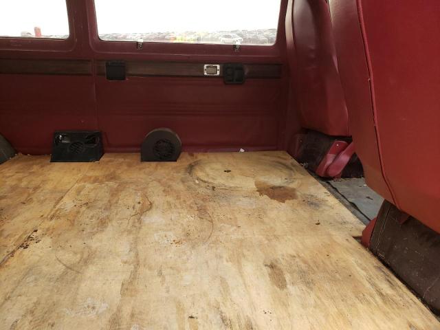 Photo 11 from auction – 1992 DODGE RAM WAGON with VIN 2B5WB35Z9NK131861