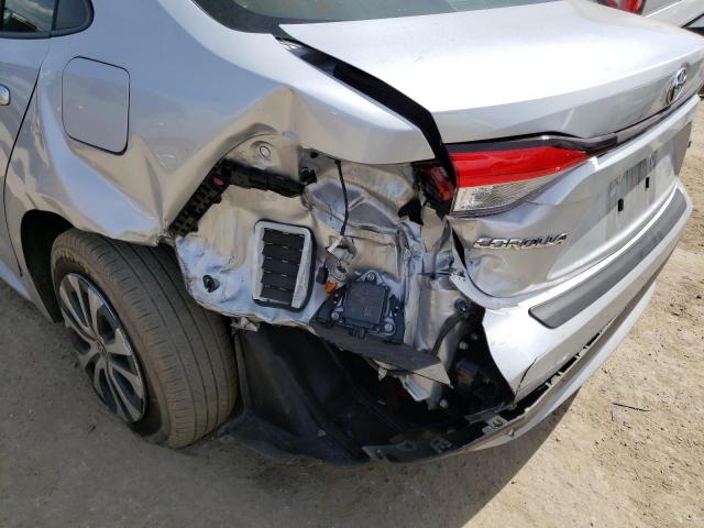 Photo 12 from auction – 2022 TOYOTA COROLLA LE with VIN JTDEAMDE4N3011024
