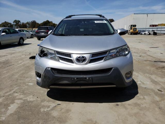 Photo 5 from auction – 2015 TOYOTA RAV4 XLE with VIN JTMWFREV6FD080200