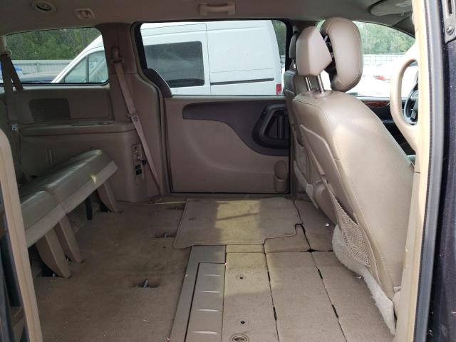 Photo 11 from auction – 2014 CHRYSLER TOWN & COU with VIN 2C4RC1BG4ER433901