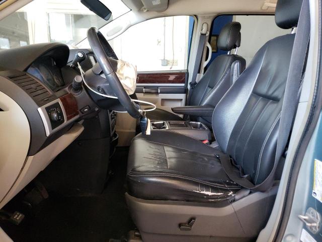 Photo 7 from auction – 2010 CHRYSLER TOWN & COU with VIN 2A4RR8D16AR321640