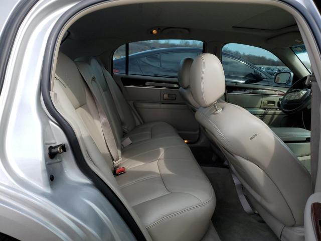 Photo 10 from auction – 2004 LINCOLN TOWN CAR U with VIN 1LNHM83W84Y685101