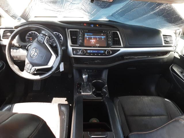 Photo 8 from auction – 2017 TOYOTA HIGHLANDER with VIN 5TDZZRFH9HS228148