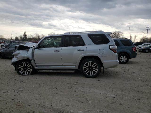 Photo 2 from auction – 2018 TOYOTA 4RUNNER SR with VIN JTEBU5JR4J5492250