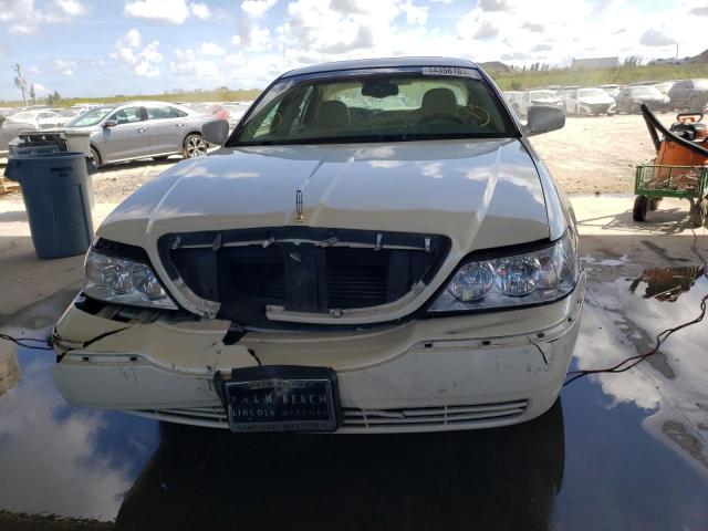 Photo 5 from auction – 2003 LINCOLN TOWN CAR E with VIN 1LNHM81W53Y685302