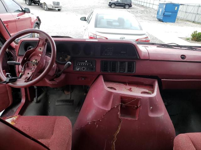 Photo 8 from auction – 1992 DODGE RAM WAGON with VIN 2B5WB35Z9NK131861