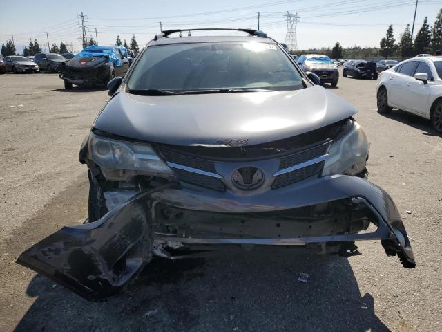 Photo 5 from auction – 2015 TOYOTA RAV4 XLE with VIN JTMWFREV6FD058519