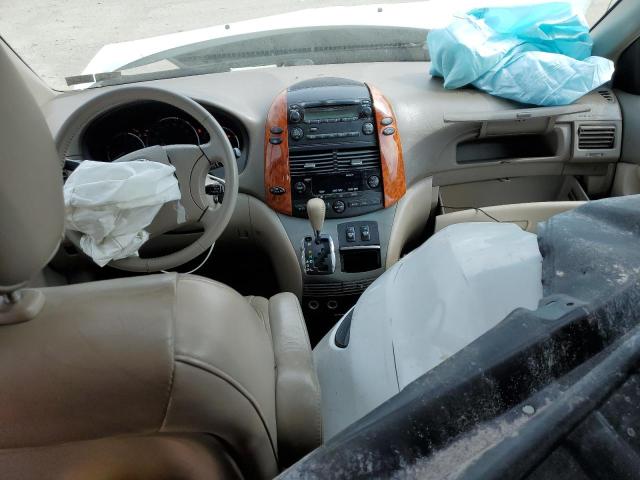 Photo 8 from auction – 2008 TOYOTA SIENNA XLE with VIN 5TDBK22C98S009813